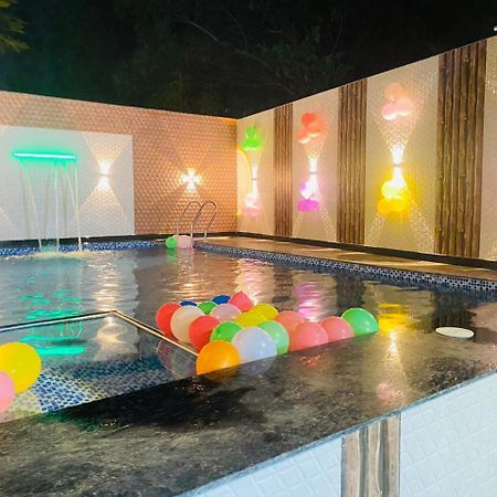 Karla Retreat Resort 로나발라 외부 사진
