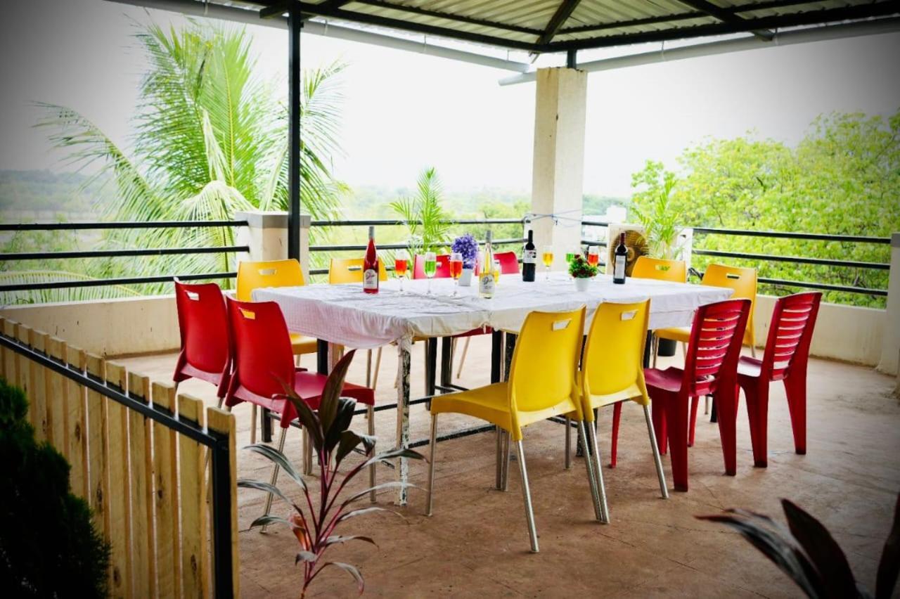 Karla Retreat Resort 로나발라 외부 사진